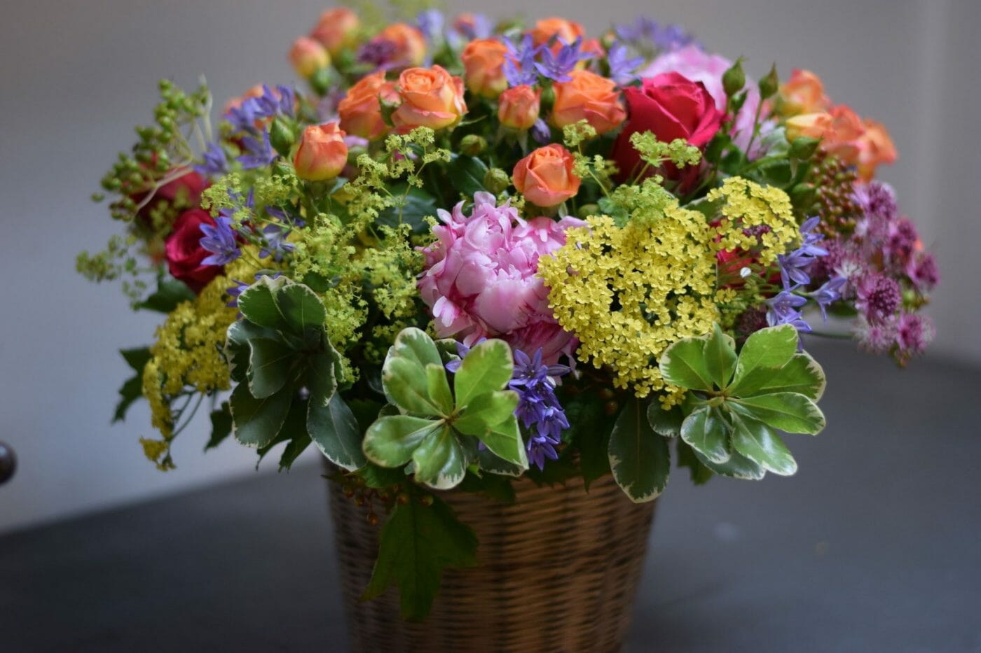 Bucket of flowers com e1548170633744