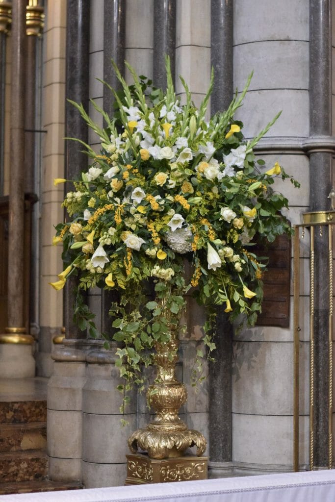 Funeral Flowers Sympathy Flowers London Delivery Service