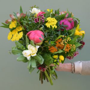 Photo showing a sample of a graduation bouquet available to order from Kensington flowers London